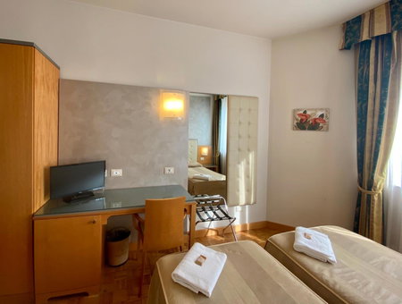 Hotel Riviera, Segrate, Italy