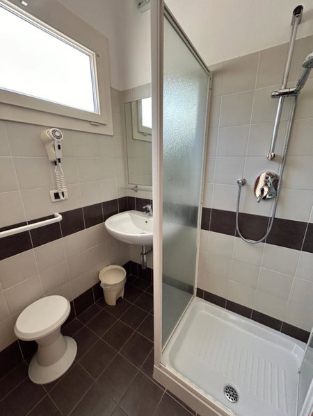 Hotel Favorita Easy Stay B&B, Cesenatico, Italy