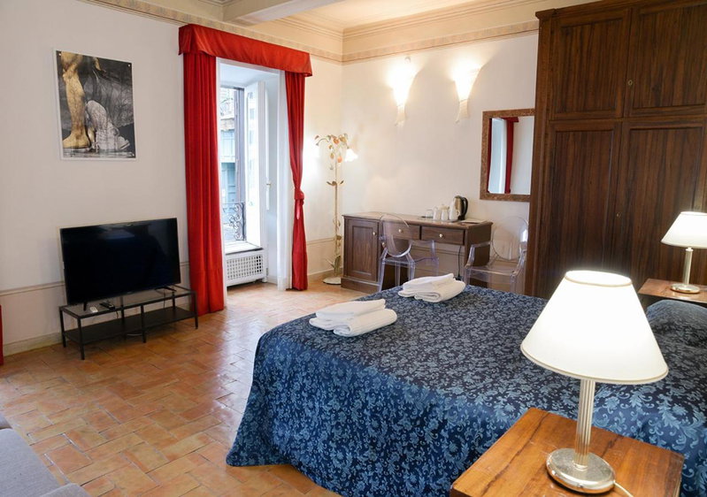 Farnese 48, Rome, Italy