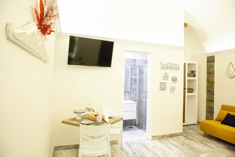 Plebiscito House - Casa Vacanze Napoli, Naples, Italy
