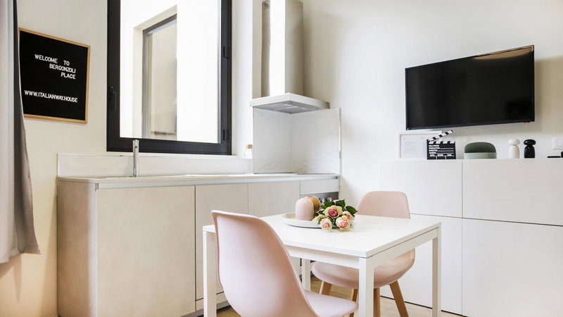 Italianway-Bergonzoli Place, Milan, Italy