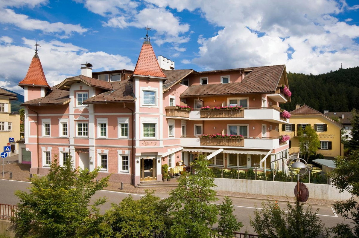 Hotel · Hotel Blitzburg, Brunico