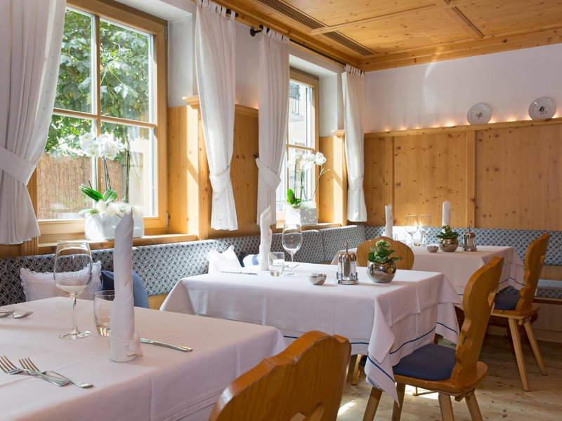 Hotel Blitzburg, Brunico, Italy