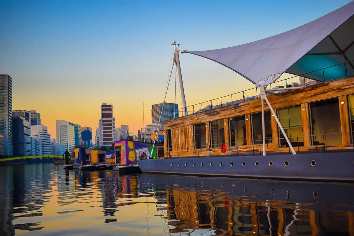 Hotel · PETALS TOKYO - Floating Hotel, Tokyo