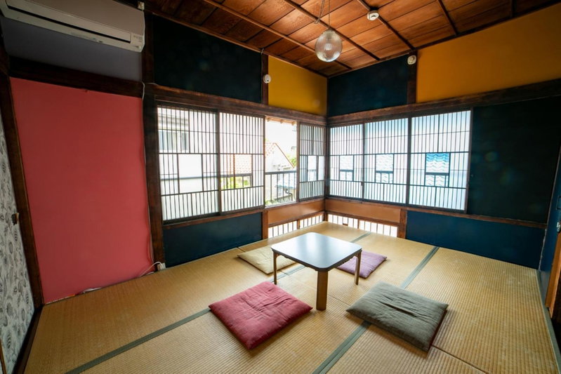 Villa Sacra, Kamakura, Japan