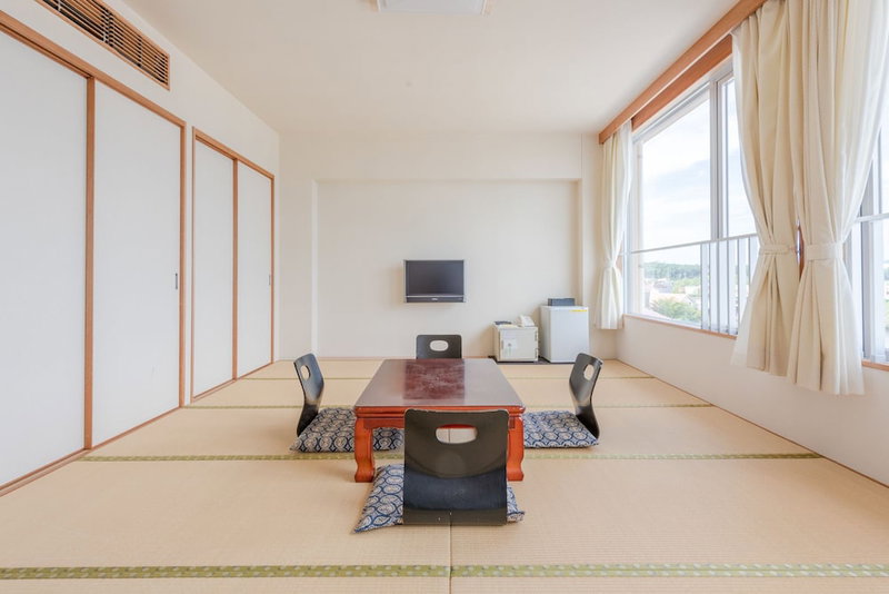 Lakeside Hot Spring Hotel Kunibiki, Izumo, Japan