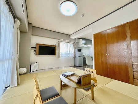 Hotel Tenshi-Kan Kumoji, Naha, Japan