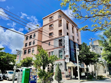 Hotel Tenshi-Kan Kumoji, Naha, Japan