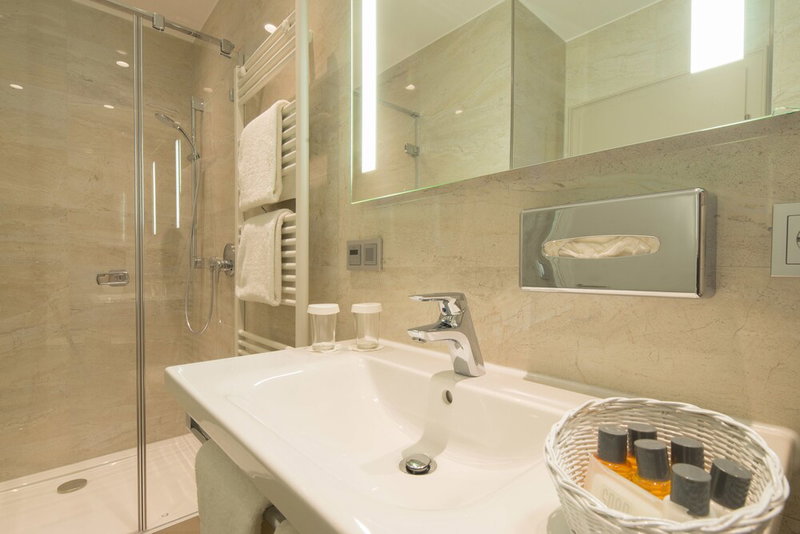 Parkhotel Gueldene Berge, Weissenfels, Germany