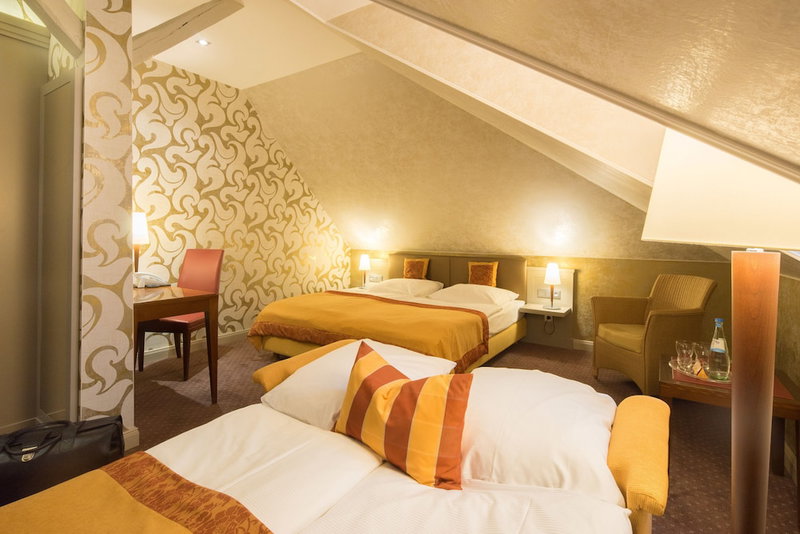 Parkhotel Gueldene Berge, Weissenfels, Germany