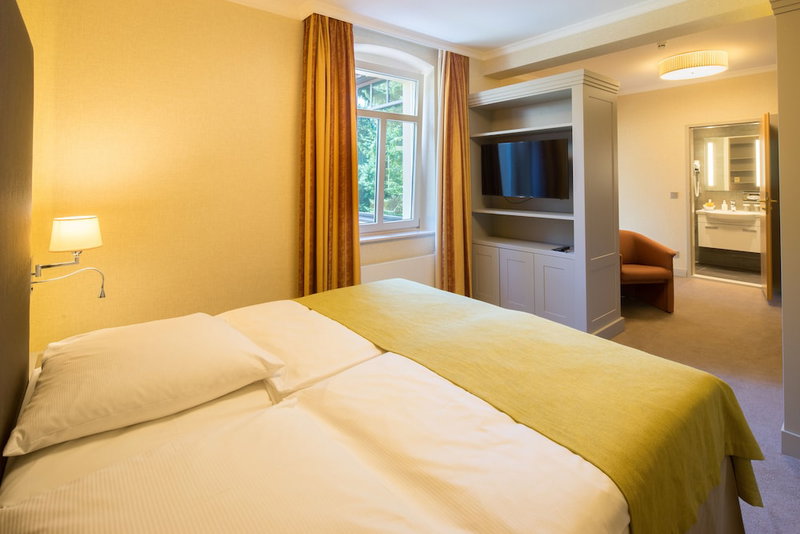 Parkhotel Gueldene Berge, Weissenfels, Germany
