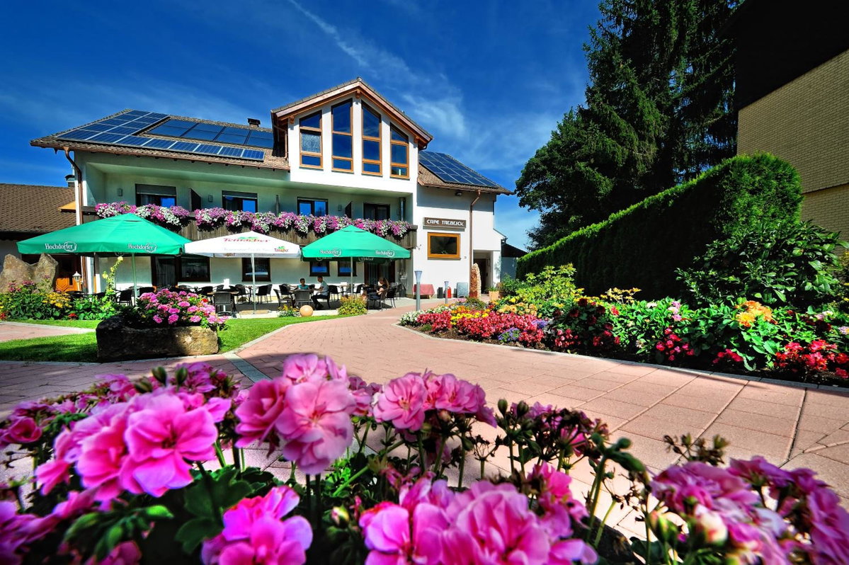 Hotel · Wellness-Hotel Talblick, Schömberg