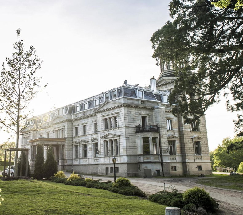 Schloss Kaarz mit Park, Kaarz, Germany