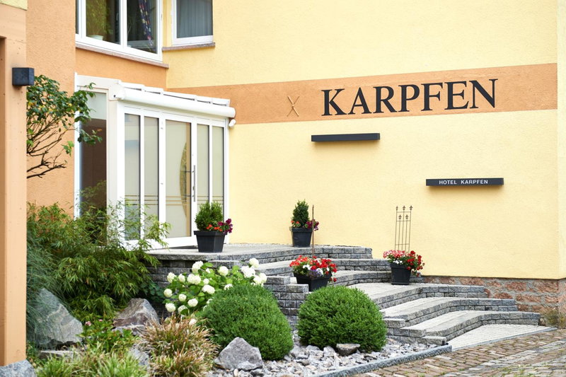 Hotel & Restaurant Zum Karpfen, Obernburg am Main, Germany