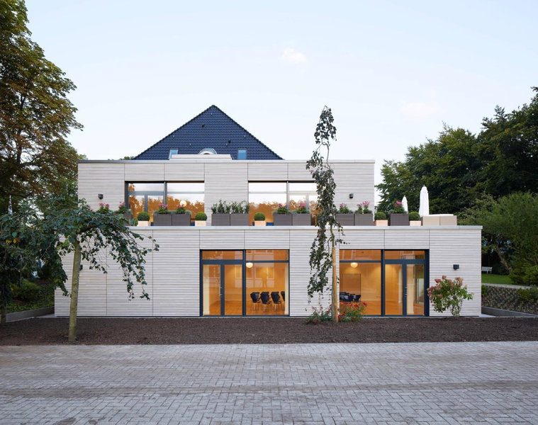 Haus Rissen Gaestehaus, Hamburg, Germany