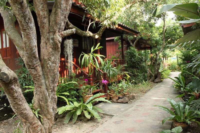 Baansuanlynjee Maeklong Resort, Bang Khonthi, Thailand