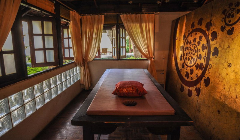 Suan Bua Hotel & Resort, Ban Pong, Thailand
