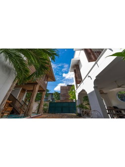 Mammoth Art Studio Pool villa in old city, Chiang Mai, Thailand