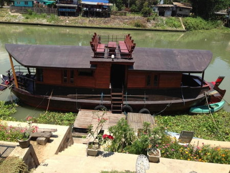Ayothaya Riverside House, Phra Nakhon Si Ayutthaya, Thailand