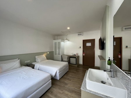 Dhevaraj Hotel, Nan, Thailand