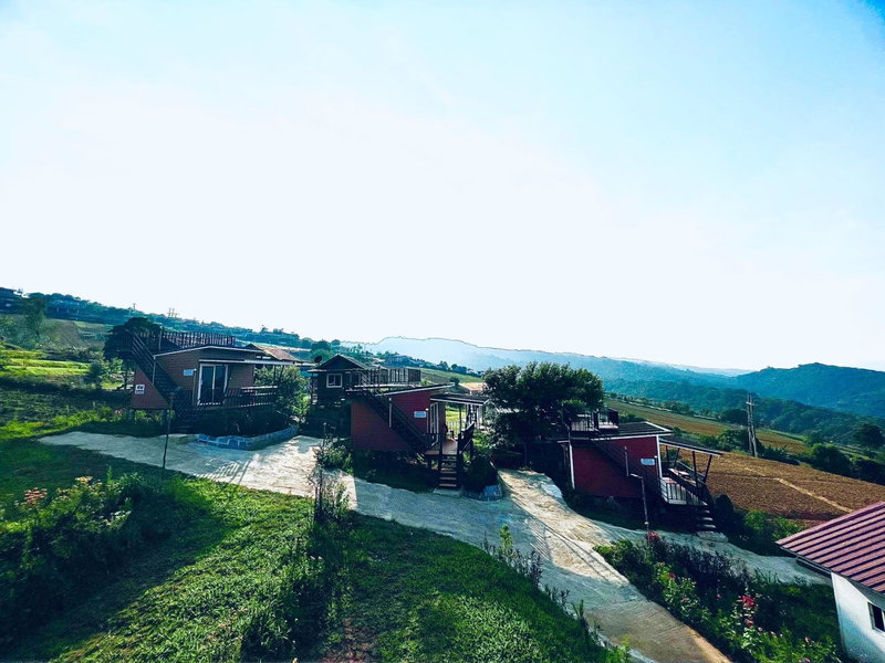 Rai Rak Doi Phu Thap Boek, Ban Maeo Thap Boek, Thailand
