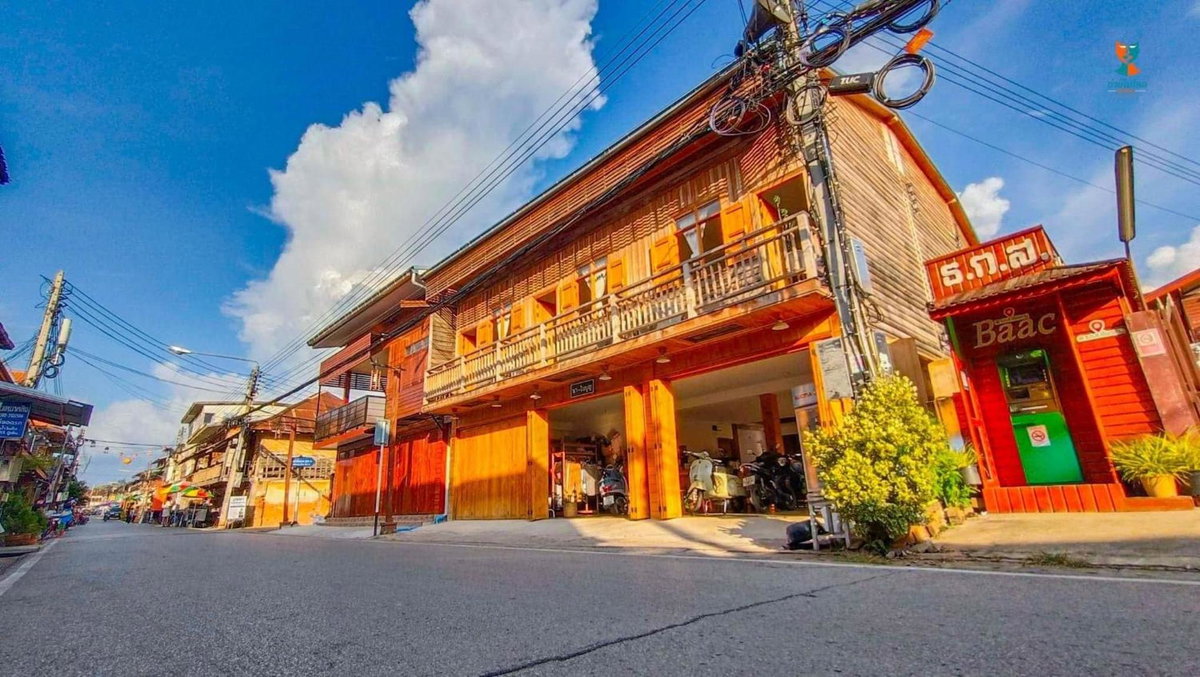 นา-ใบบุญ Nabaiboon, Thailand