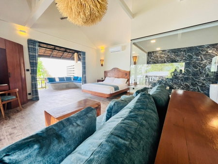 Absolute Beachfront Resort, Ko Pha-ngan, Thailand