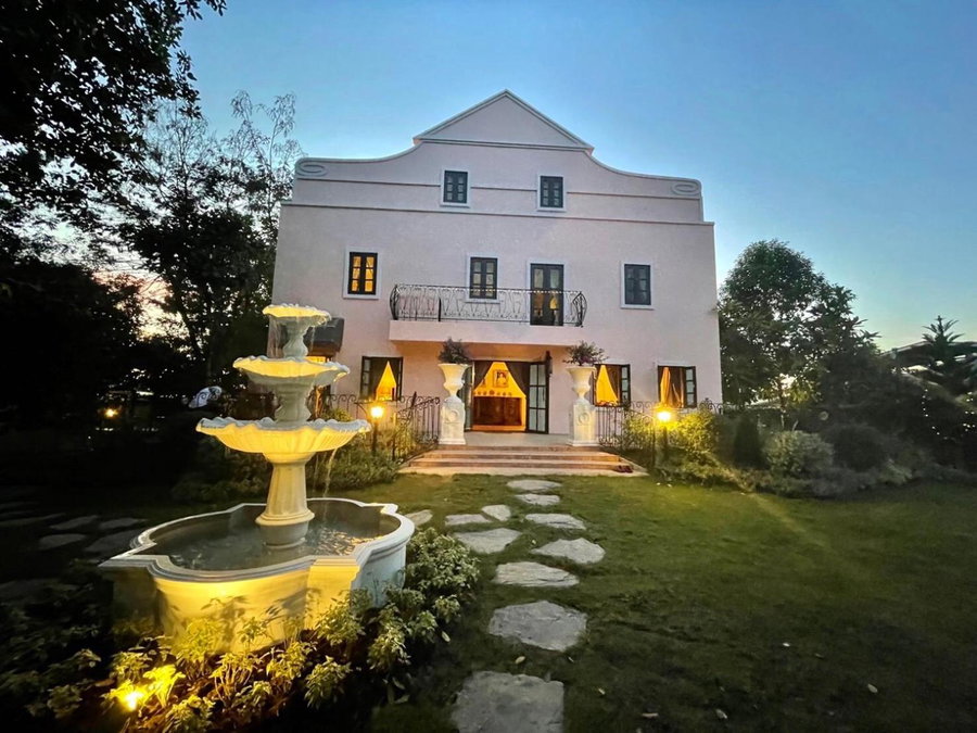 Villa Malinee Khao Yai 6 Bedrooms Italian Private Villa, Ban Tha Chang, Thailand