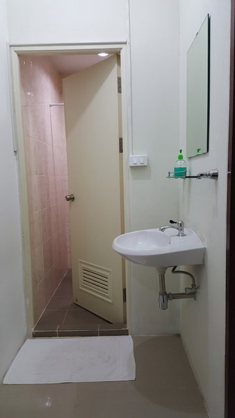 Bangkok Check Inn - Hostel, Bangkok, Thailand