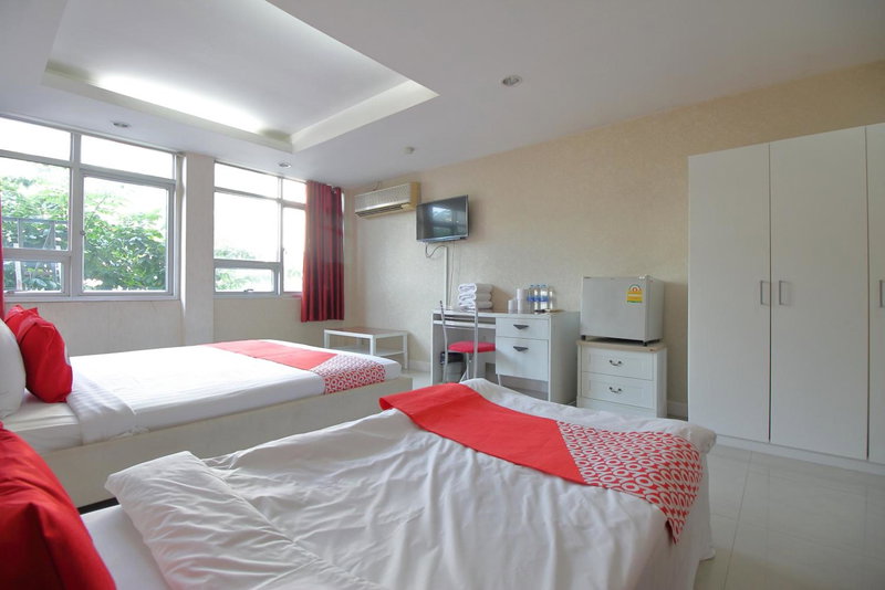 Diamond Residence Silom, Bangkok, Thailand