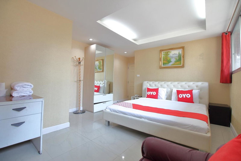 Diamond Residence Silom, Bangkok, Thailand
