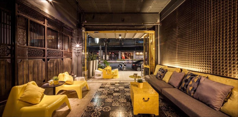 Fulfill Phuket Hostel, ประเทศไทย