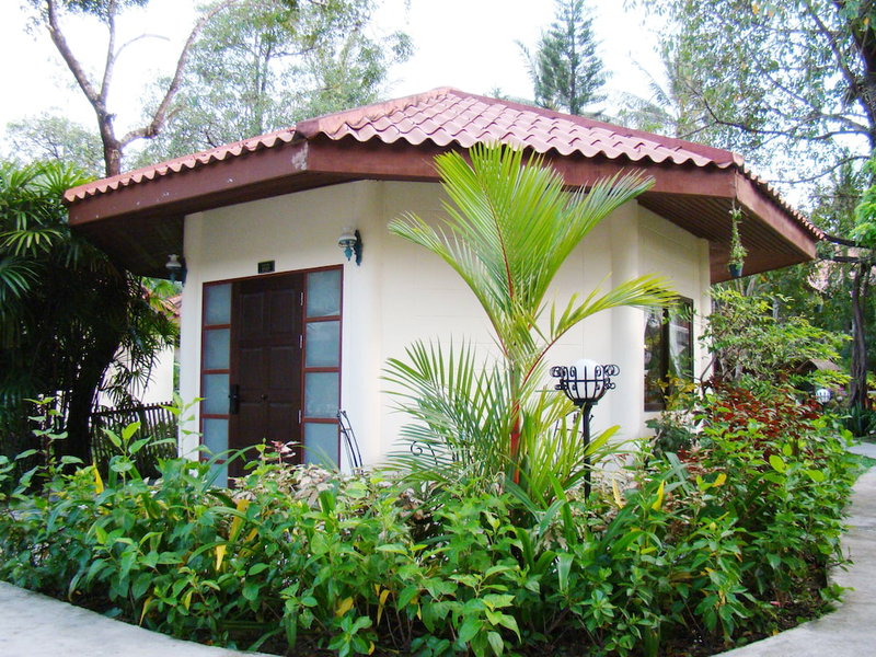 Phuket Leelavadee Hua Ting Resort, Patong, Thailand