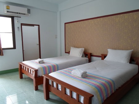 Ban Maitreejit, Surat Thani, Thailand