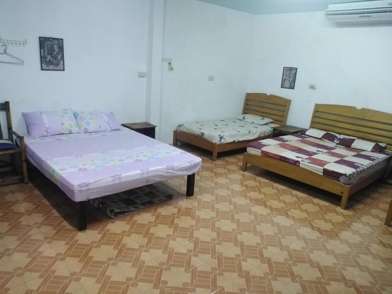 Cheap Sleep, Phayao, Thailand