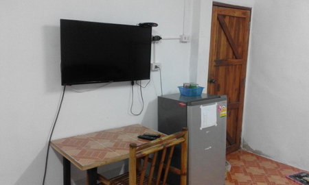Cheap Sleep, Phayao, Thailand