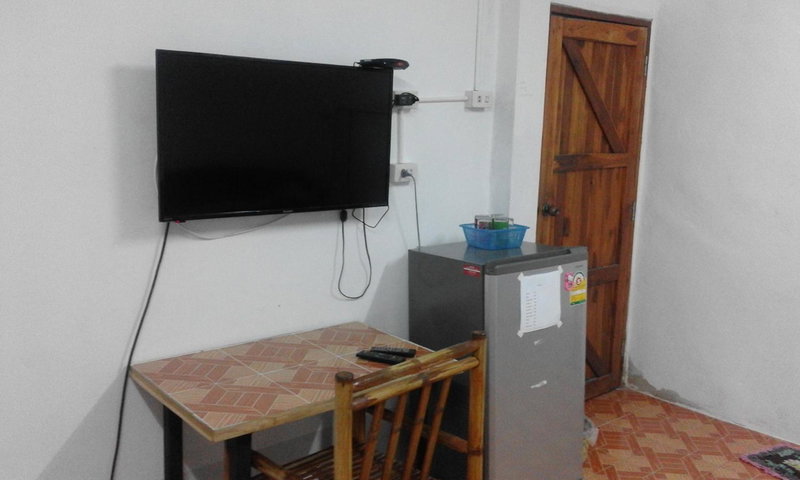 Cheap Sleep, Phayao, Thailand