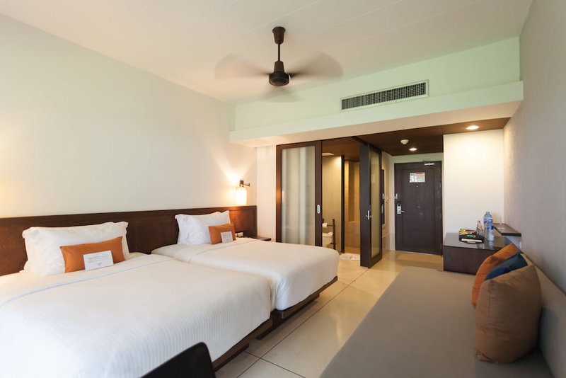 Grand Southsea Khaolak Beach Resort, Takua Pa, Thailand