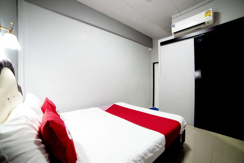 OYO 465 Krung Kao Traveller Lodge, Ayutthaya, Thailand