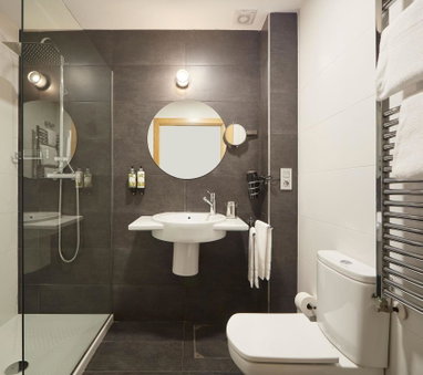 Hotel Boutique Txanka Erreka PARKING INCLUIDO, Orio, Spain