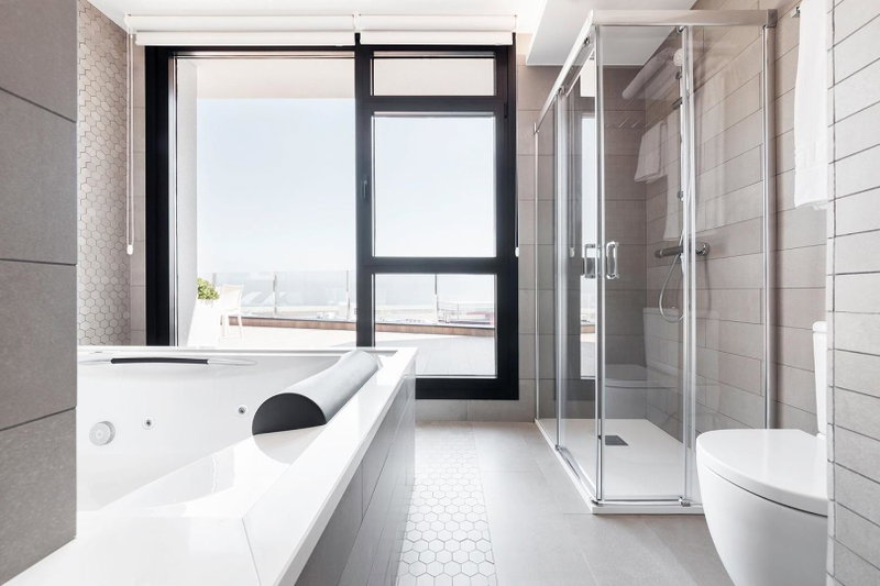 Apartahotel A Cetárea, Burela de Cabo, Spain