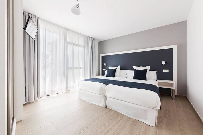 Apartahotel A Cetárea, Burela de Cabo, Spain