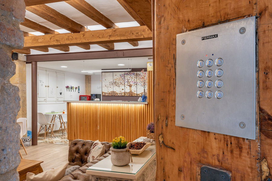 Hostal 977, Tarragona, Spain