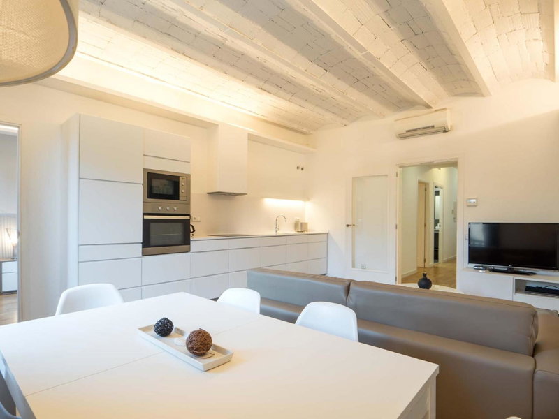 Rent Top Apartments Rambla Catalunya, Barcelona, Spain