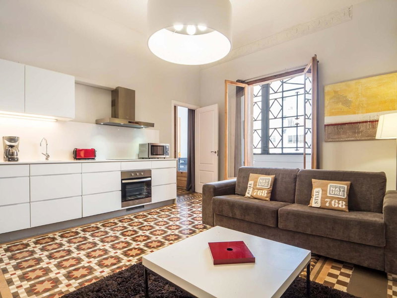 Rent Top Apartments Rambla Catalunya, Barcelona, Spain