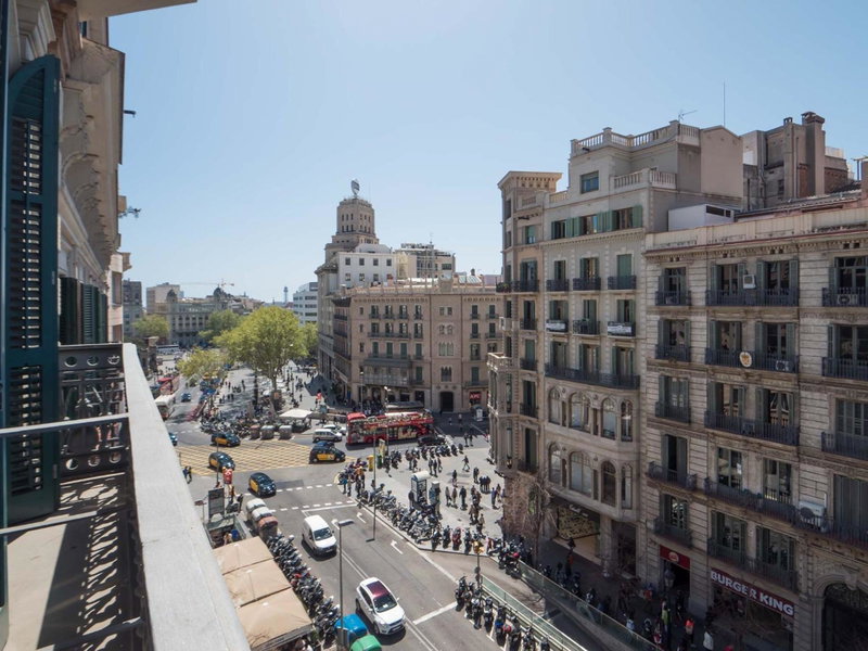Rent Top Apartments Rambla Catalunya, Barcelona, Spain