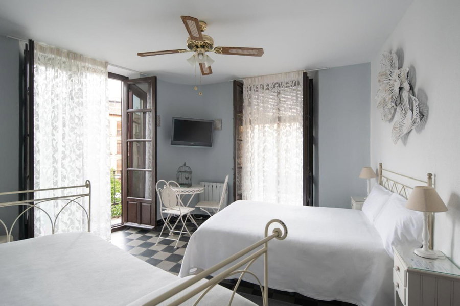 Pension Venecia Gomerez, Granada, Spain