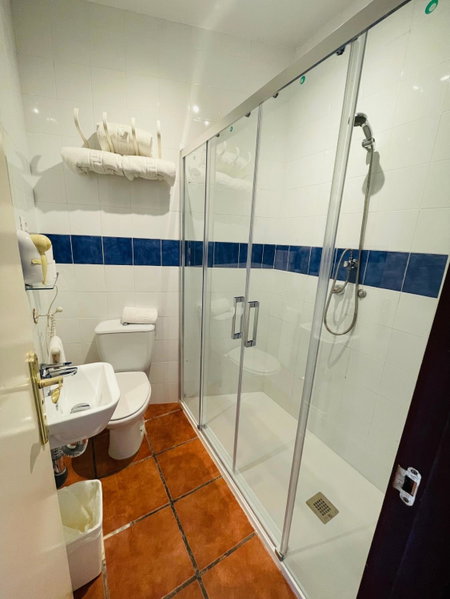 Pension Venecia Gomerez, Granada, Spain
