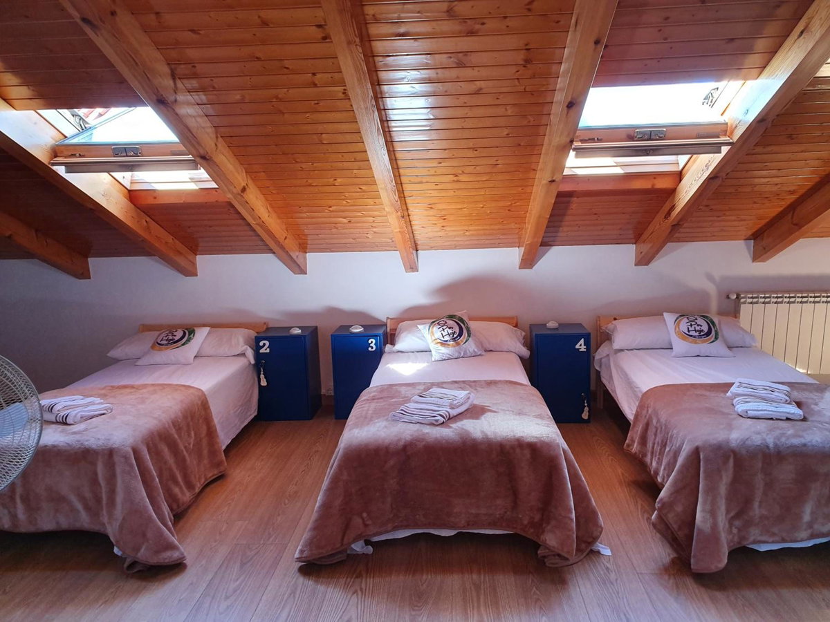Albergue Só Por Hoje , Albergue para Peregrinos del Caminho de Santiago, Spain