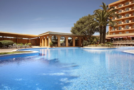Luna Club Hotel Yoga & Spa, Malgrat de Mar, Spain